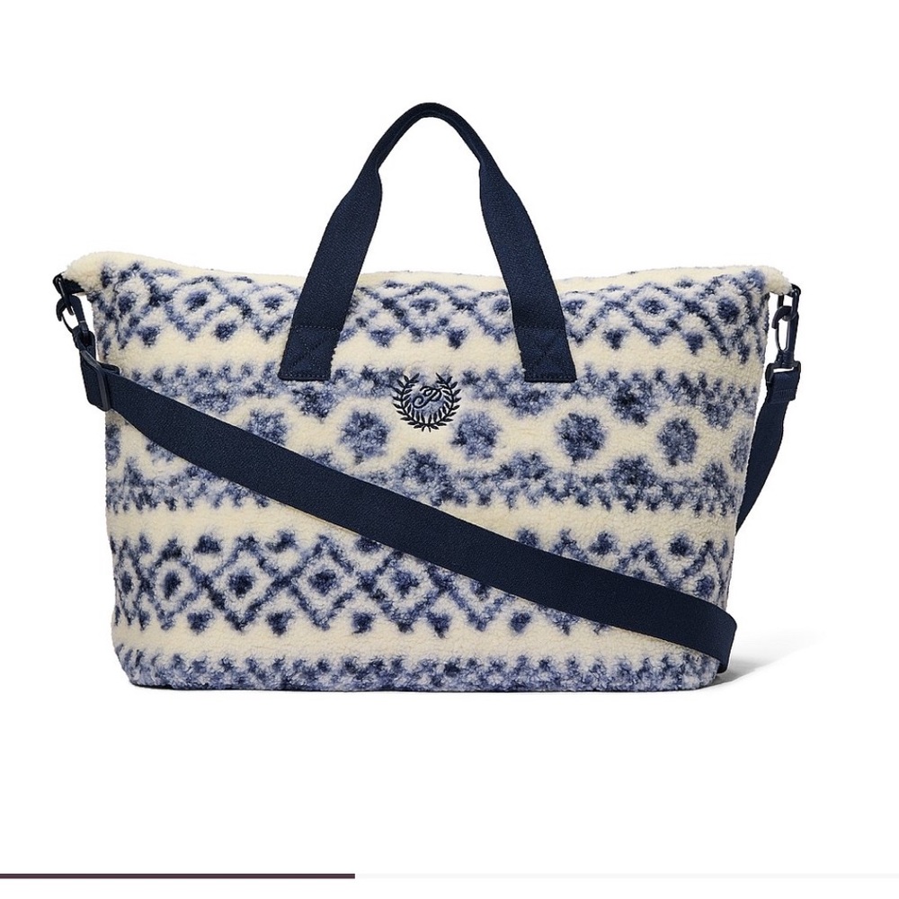 Victoria's Secret
Cozy Plush Weekender Bag Navy and Cream Patterned Women's Bag